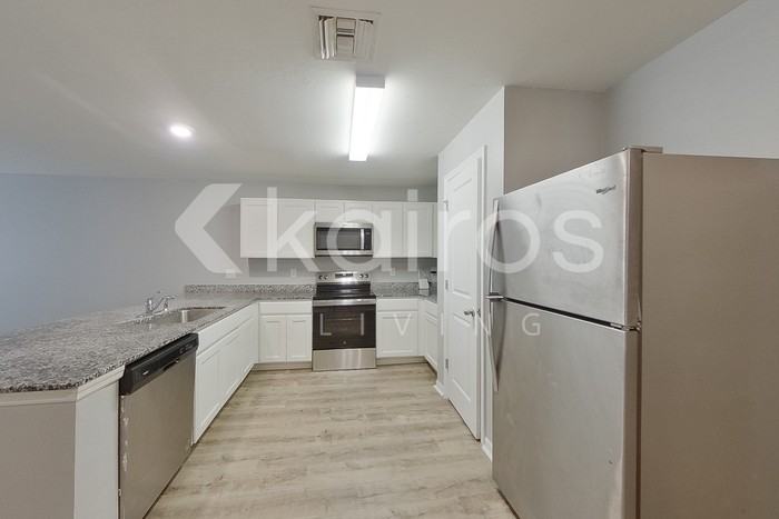 3024 Ne 1st Ave - Photo 6 of 22