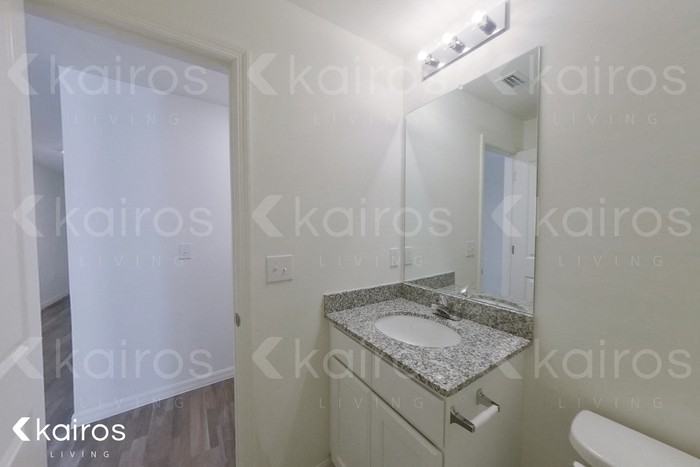 3024 Ne 1st Ave - Photo 7 of 22