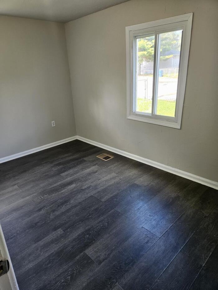 2939 W 10th Ave - Photo 7 of 11