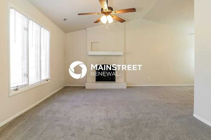 765 Sagebrush Trl - Photo 4 of 15