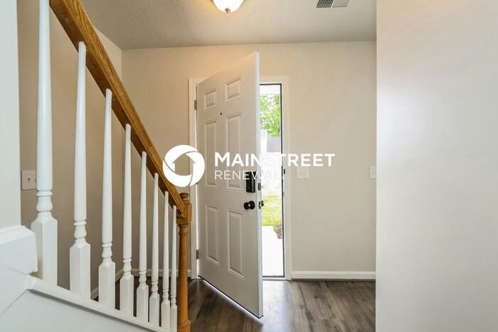 816 Nestleway Dr - Photo 5 of 17