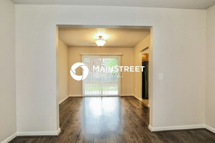 816 Nestleway Dr - Photo 6 of 17