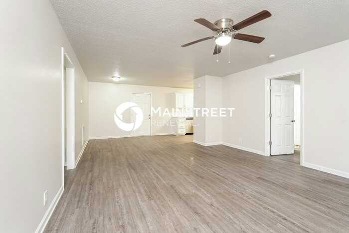 1634 N Hamilton St - Photo 5 of 16