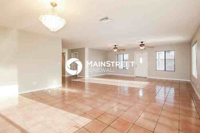 11635 N 83rd Ave - Photo 7 of 16