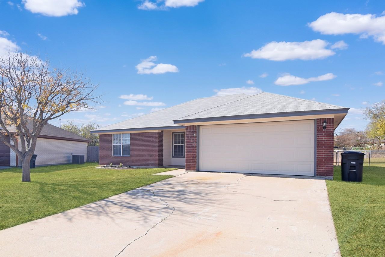 4119 Teal Dr - Photo 2 of 17