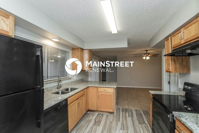 907 Algardi St Se - Photo 7 of 16