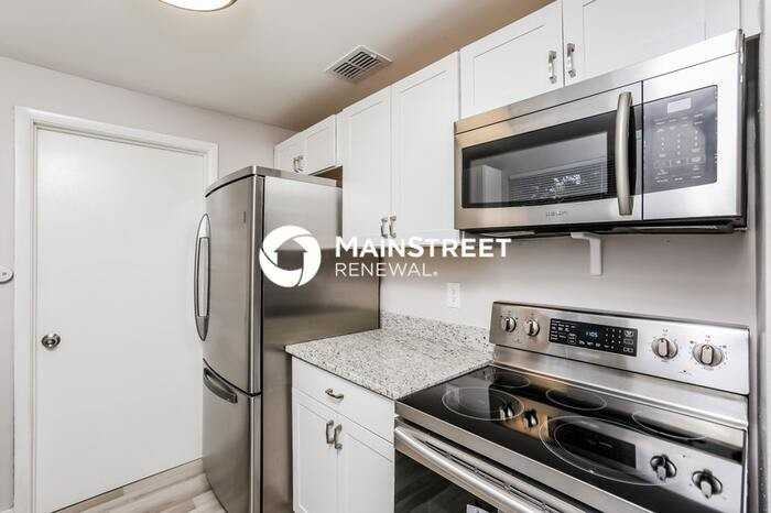 2261 Conway Dr - Photo 7 of 16