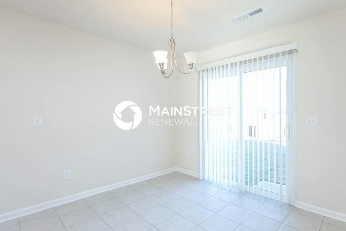 119 Calhoun Pl - Photo 4 of 15