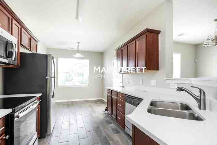 1236 Burkston Ct - Photo 7 of 17