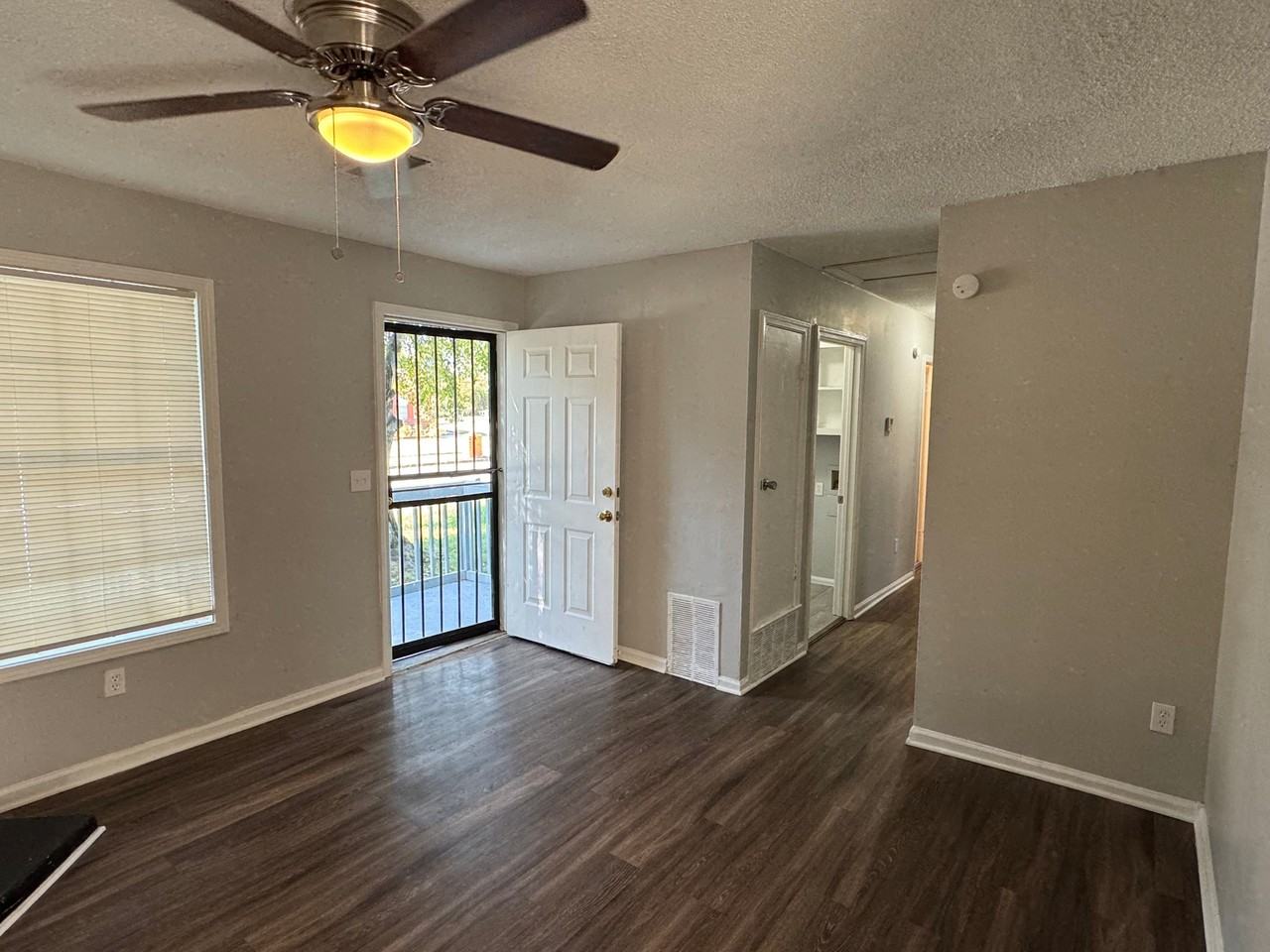 5018 Deneen Dr - Photo 6 of 15