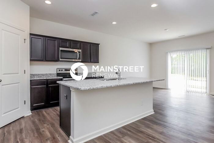 121 Quincy Meadow Ave - Photo 6 of 17