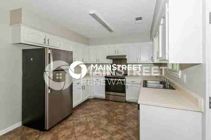 6155 Cherokee Dr - Photo 6 of 16
