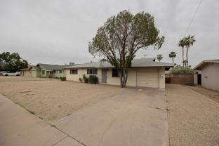 427 E Malibu Dr - Photo 1 of 1