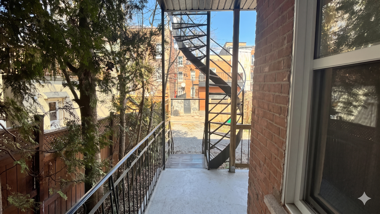 4603 Avenue de l'Esplanade - Photo 7 of 27
