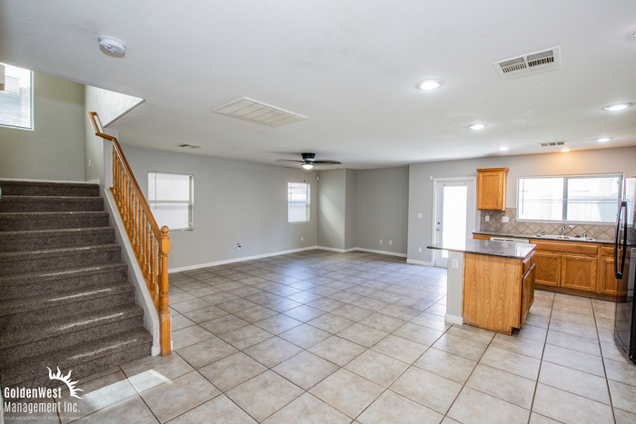 6482 Holyrod Park Ct - Photo 2 of 13