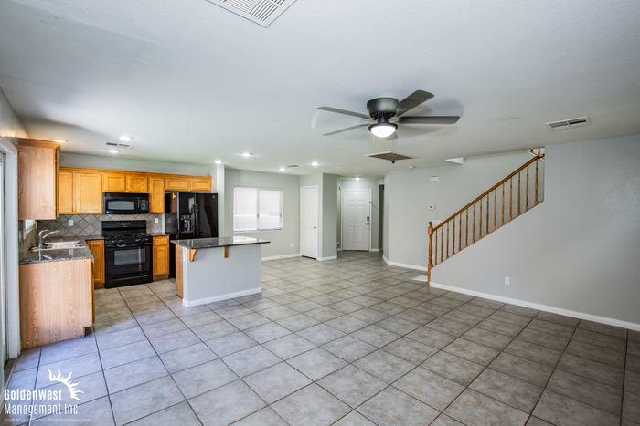 6482 Holyrod Park Ct - Photo 3 of 13