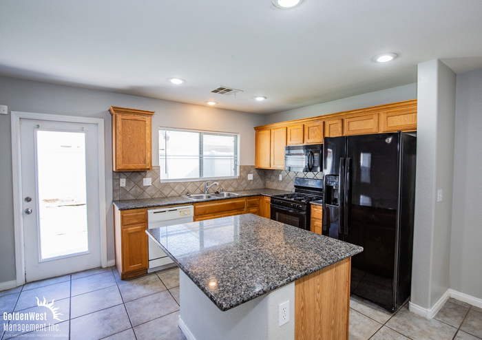 6482 Holyrod Park Ct - Photo 4 of 13