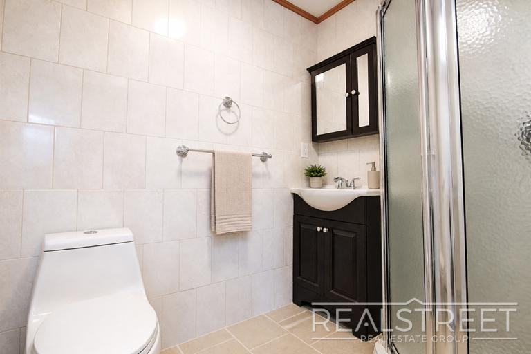 1779 Fulton St #2B - Photo 4 of 4