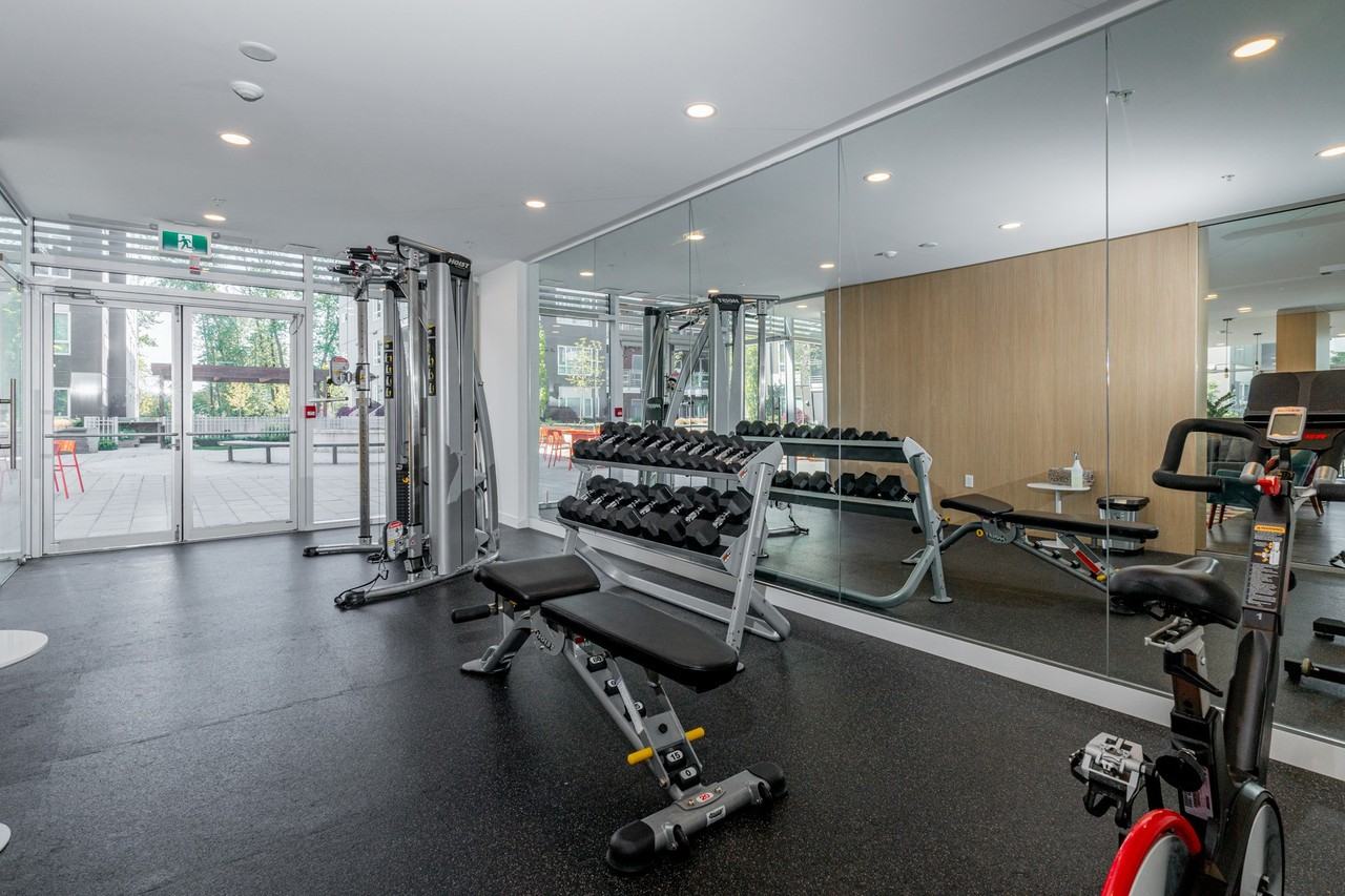 105 Boulevard #608 - Photo 4 of 40