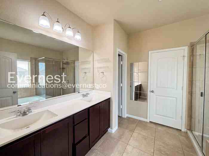 1974 Mexia Dr - Photo 5 of 22