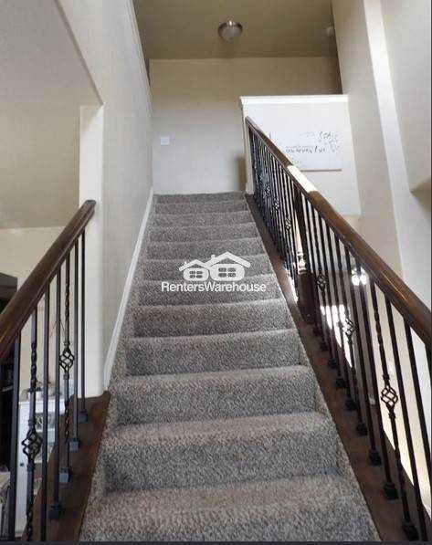 6422 Stingray Ln - Photo 3 of 23