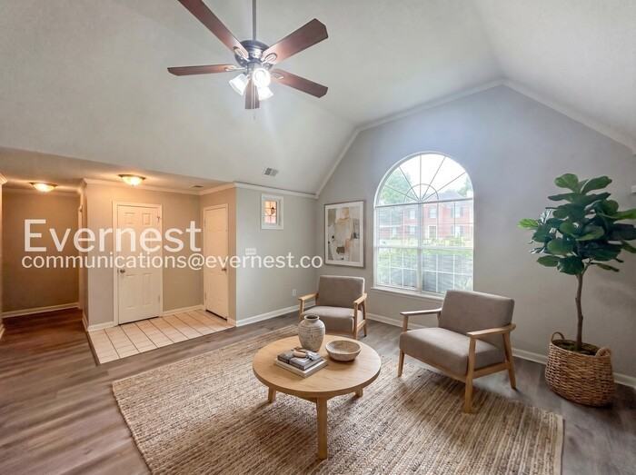 1011 Painted Desert Ln - Photo 4 of 24