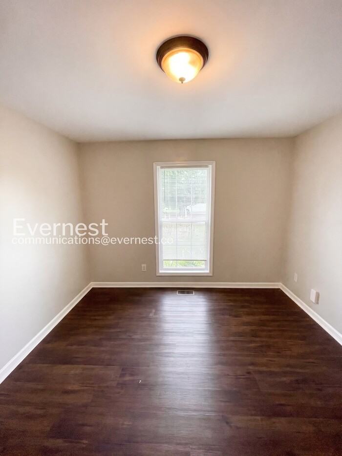 901 Avery Green Ct - Photo 7 of 16
