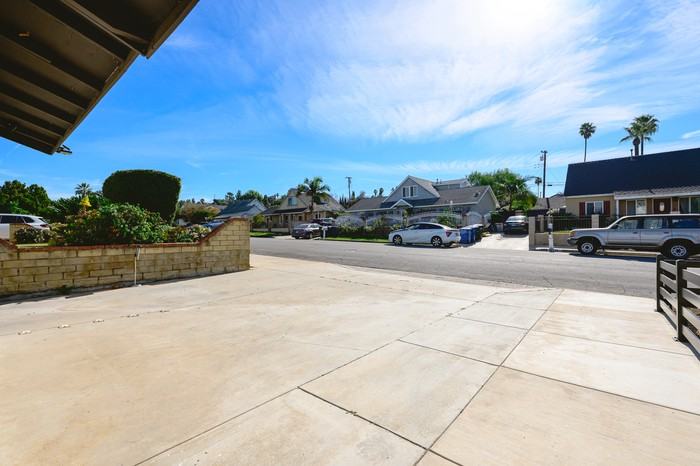 16729 Doublegrove St - Photo 6 of 50