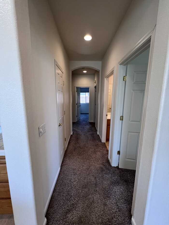 5016 Cleveland Bay Way - Photo 4 of 17