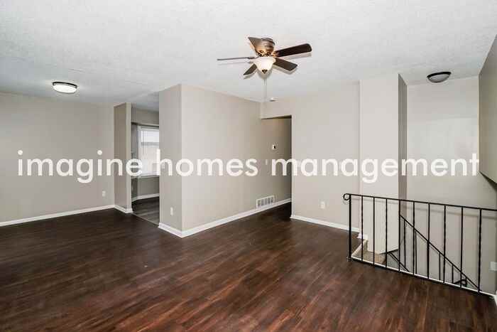 2717 78th Ave N - Photo 4 of 16