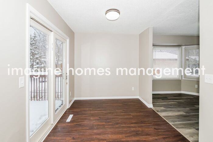 2717 78th Ave N - Photo 5 of 16