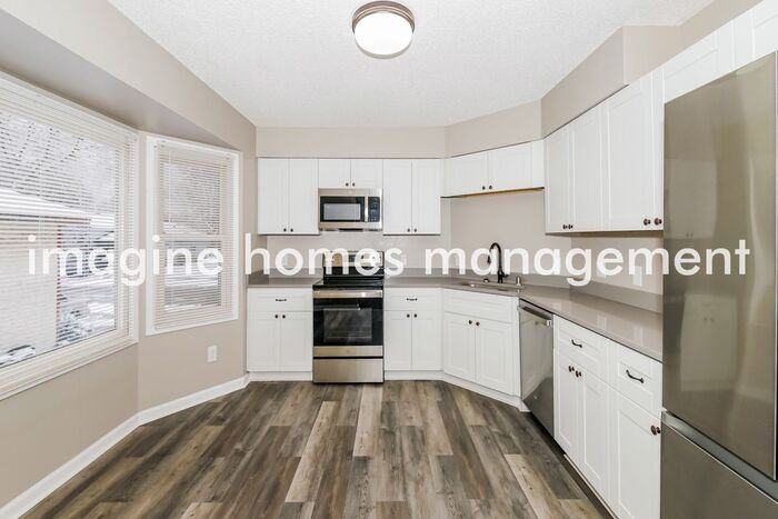 2717 78th Ave N - Photo 6 of 16