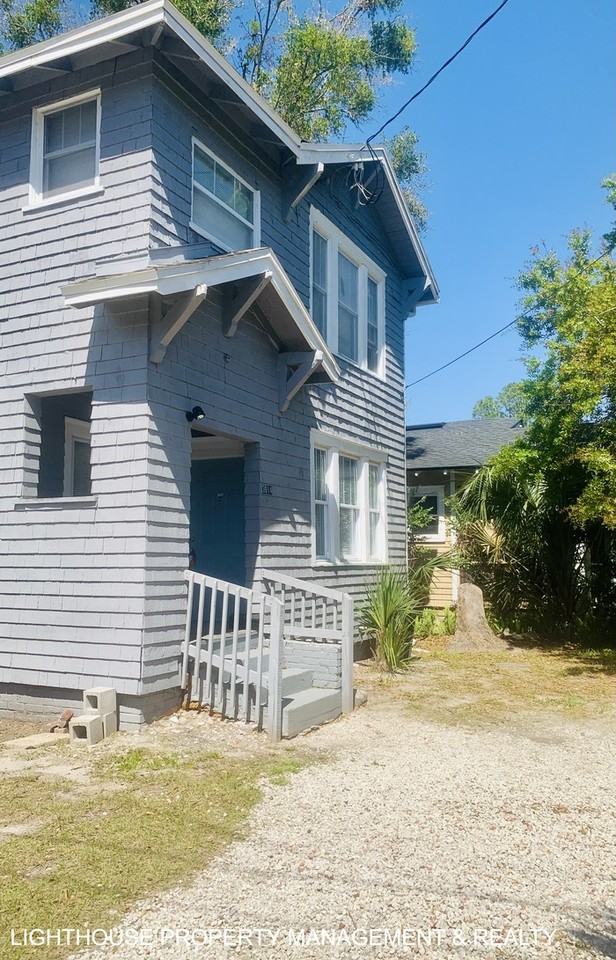 3914 Springfield Blvd - Photo 2 of 20