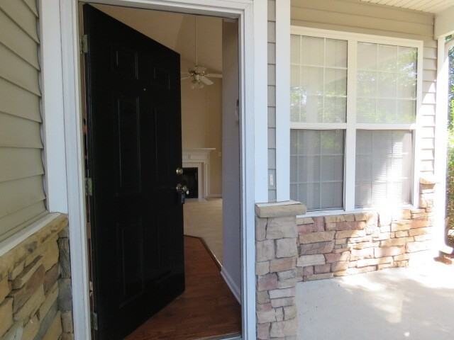 936 Cinnamon Dr - Photo 5 of 13