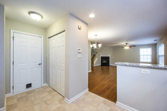 10420 Haddington Dr Nw - Photo 6 of 40
