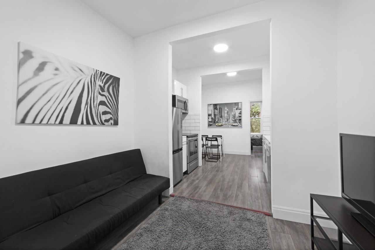 207 W 136th St #3 - Photo 7 of 17