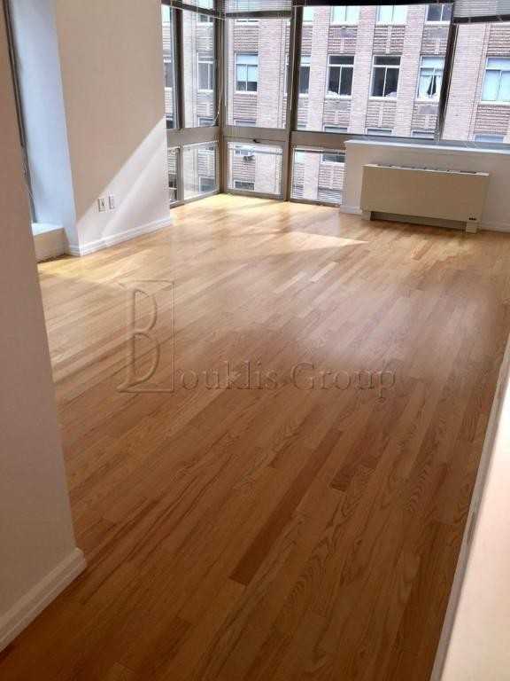 Gold St #2102 - Photo 3 of 6