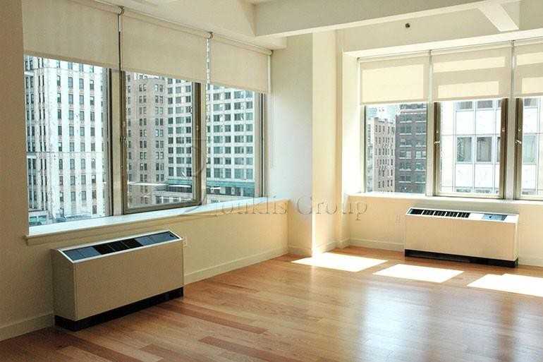 Murray St #909 - Photo 3 of 5