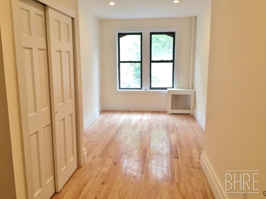 42 Hicks St #1N - Photo 4 of 11