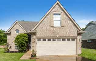 featured image of 4880 Briona St