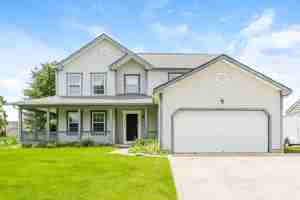 featured image of 3873 Carlotta St