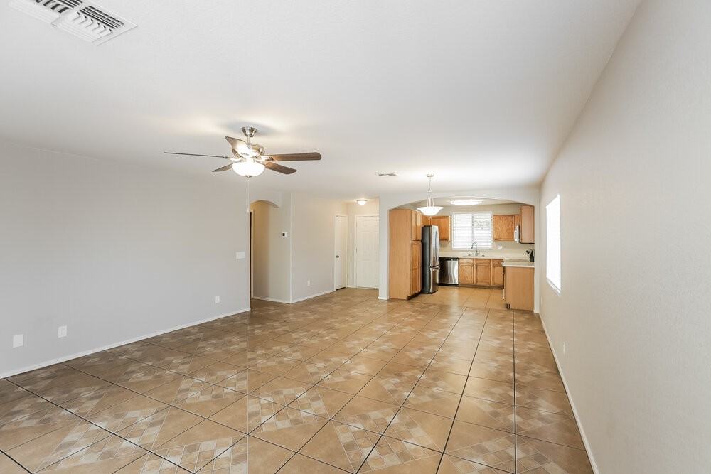 2650 S 84th Dr - Photo 5 of 16