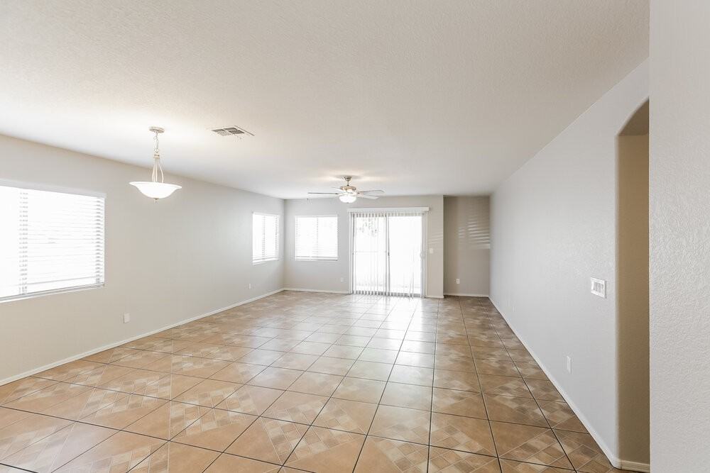 2650 S 84th Dr - Photo 6 of 16
