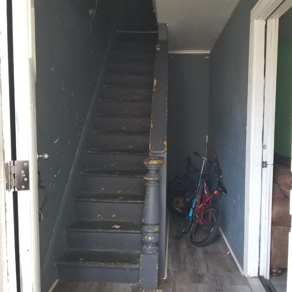 257 First St - Photo 3 of 4