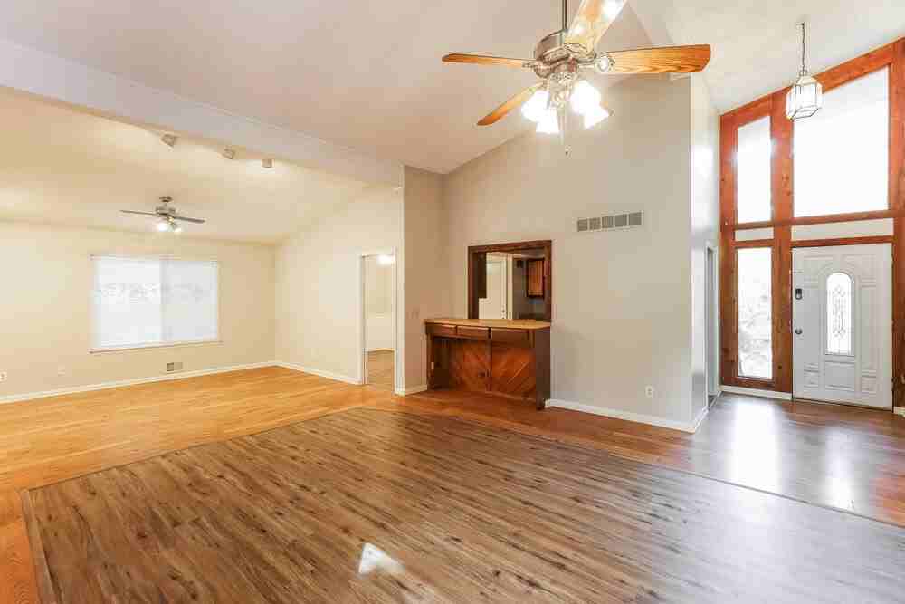 6651 Windwood Cir - Photo 6 of 17