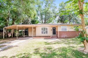 featured image of 6020 Woodside Dr