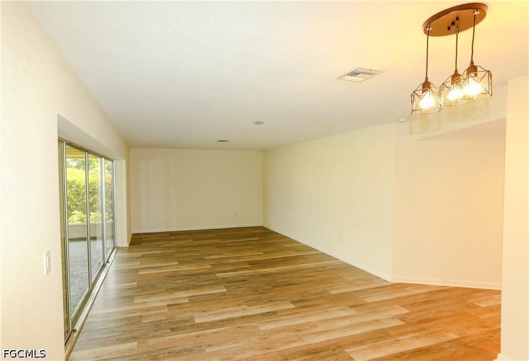 5654 Eichen Cir W - Photo 2 of 29