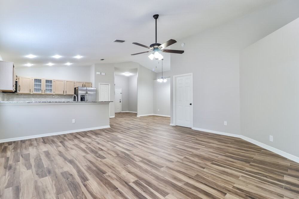 1318 Brahma Dr - Photo 3 of 16