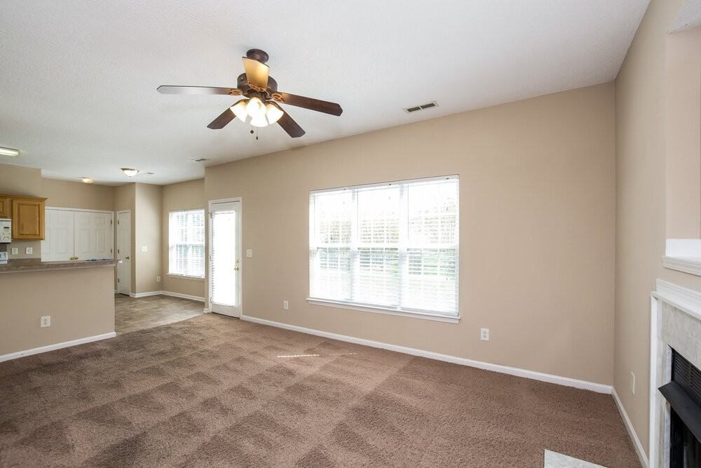 326 Mcginn Grove Dr - Photo 3 of 14