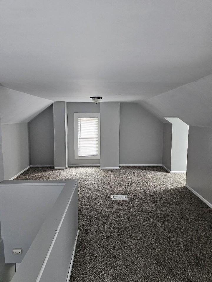 7283 Minock St - Photo 4 of 11